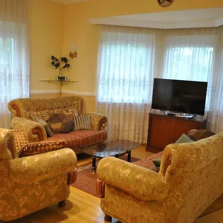 Exigens House Apartment