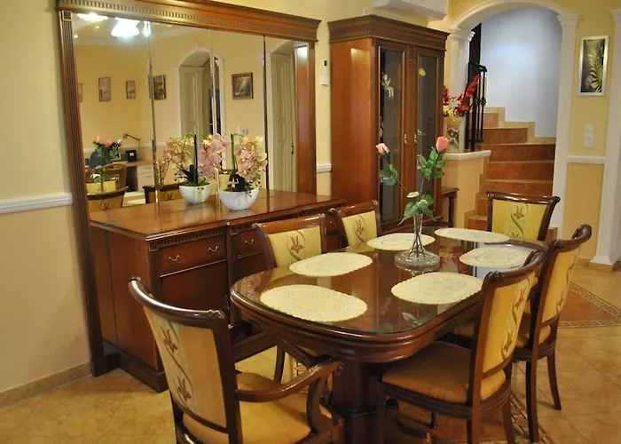 Apartment Exigens House *